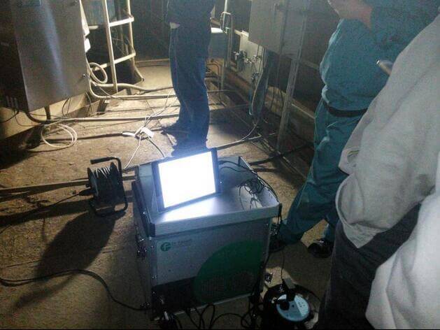 高溫紅外煙氣分析儀MCA14-M樣機(jī)現(xiàn)場(chǎng)測(cè)試高濕低硫